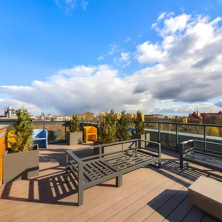 Botanical Garden Prestige Apartment