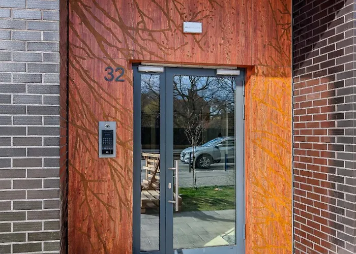 Botanical Garden Prestige By Bookinghost Apartment