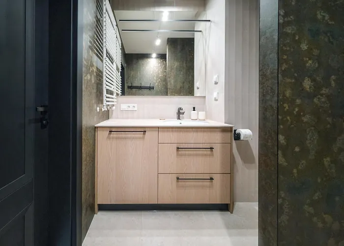 Botanical Garden Prestige By Bookinghost *